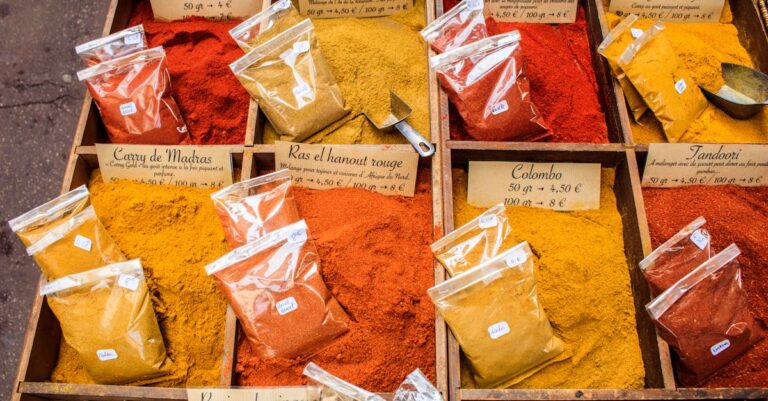 découvrez l'univers fascinant des épices : comment elles rehaussent vos plats, leurs bienfaits pour la santé et des astuces pour les utiliser au quotidien. plongez dans un voyage sensoriel à travers les saveurs du monde.