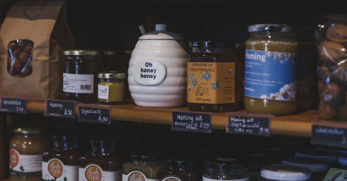 découvrez notre délicieuse sélection de confitures maison, préparées avec des fruits frais et des recettes traditionnelles. éveillez vos papilles avec nos saveurs uniques et savourez des moments gourmands à chaque cuillère.