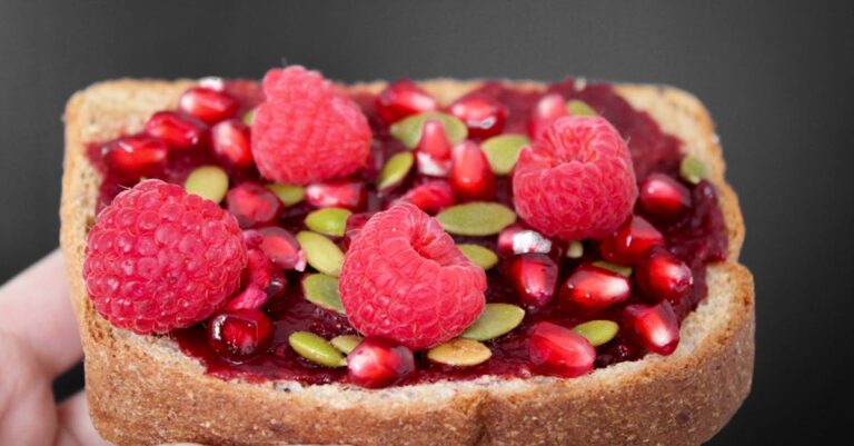 découvrez l'univers succulent des confitures maison avec 'jam'. apprenez à réaliser des recettes savoureuses et à profiter des fruits de saison pour des moments gourmands inoubliables.
